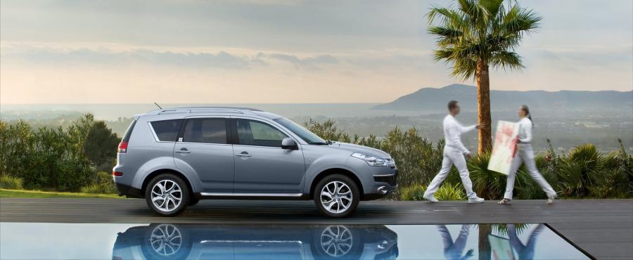  Citroen C-Crosser 2008 года  (фото 118 из 144)